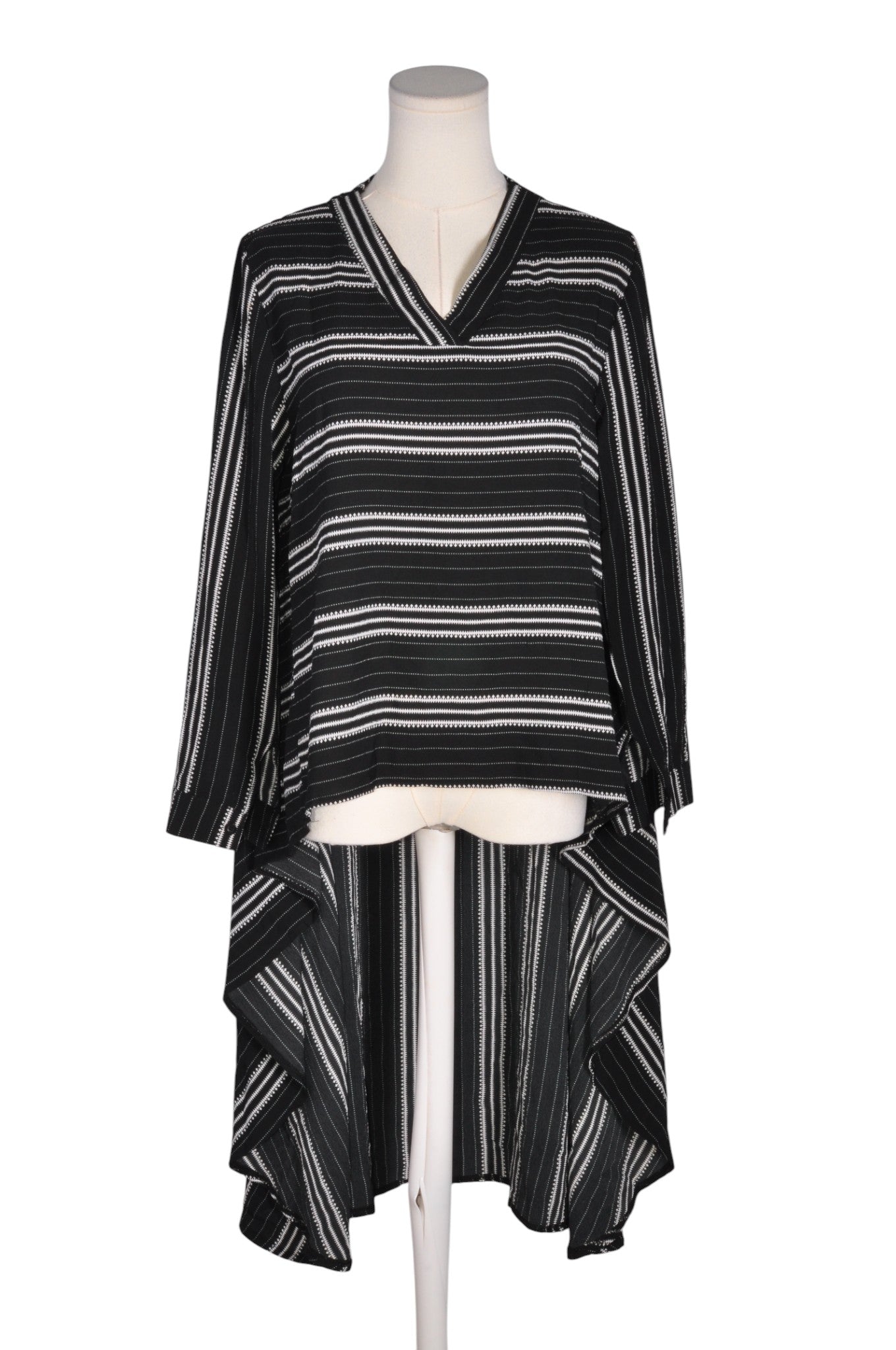 UNBRANDED Women Blouses Regular fit in Black - L Koop