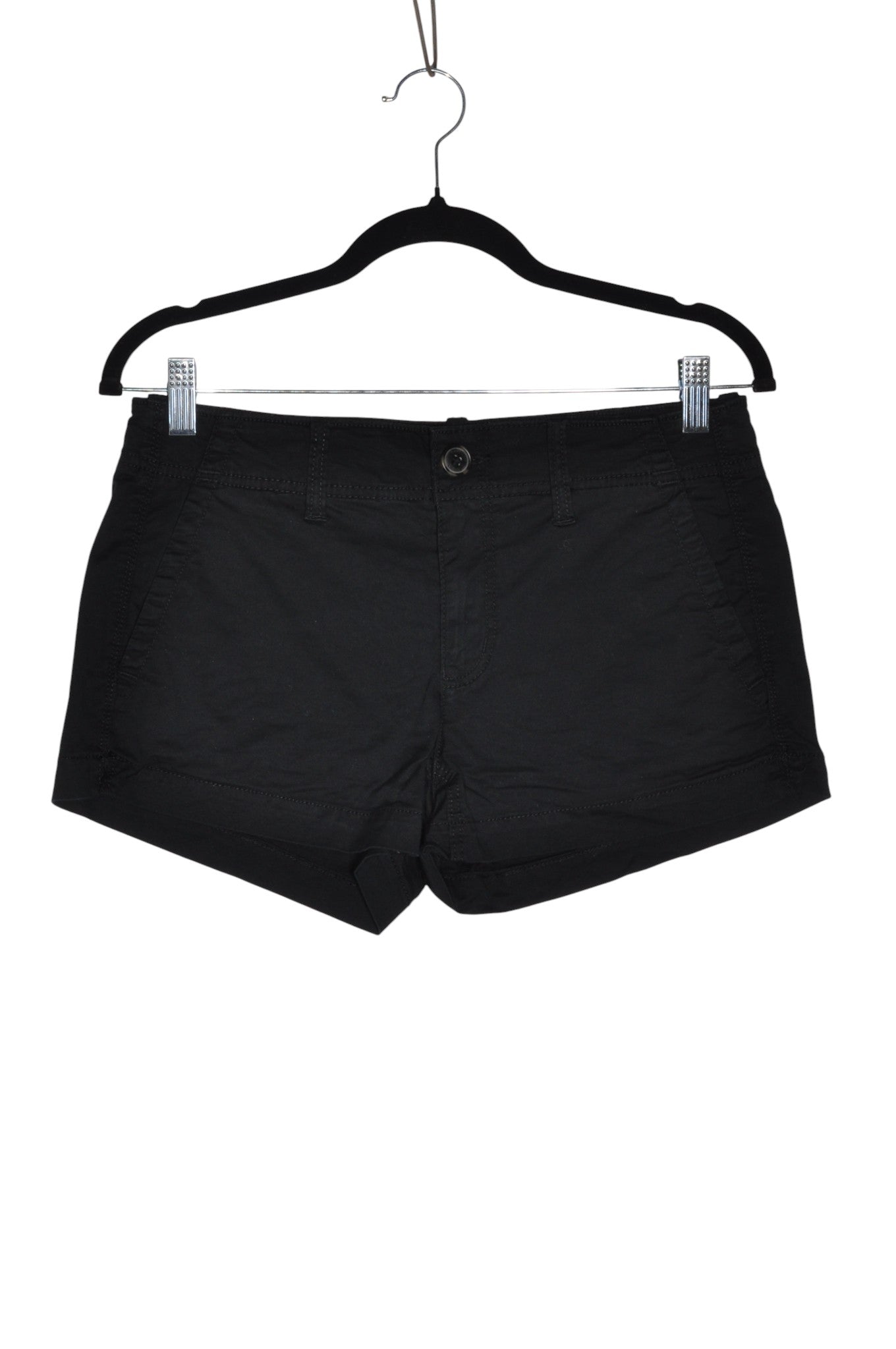 AMERICAN EAGLE Women Classic Shorts Regular fit in Black - 4 Koop