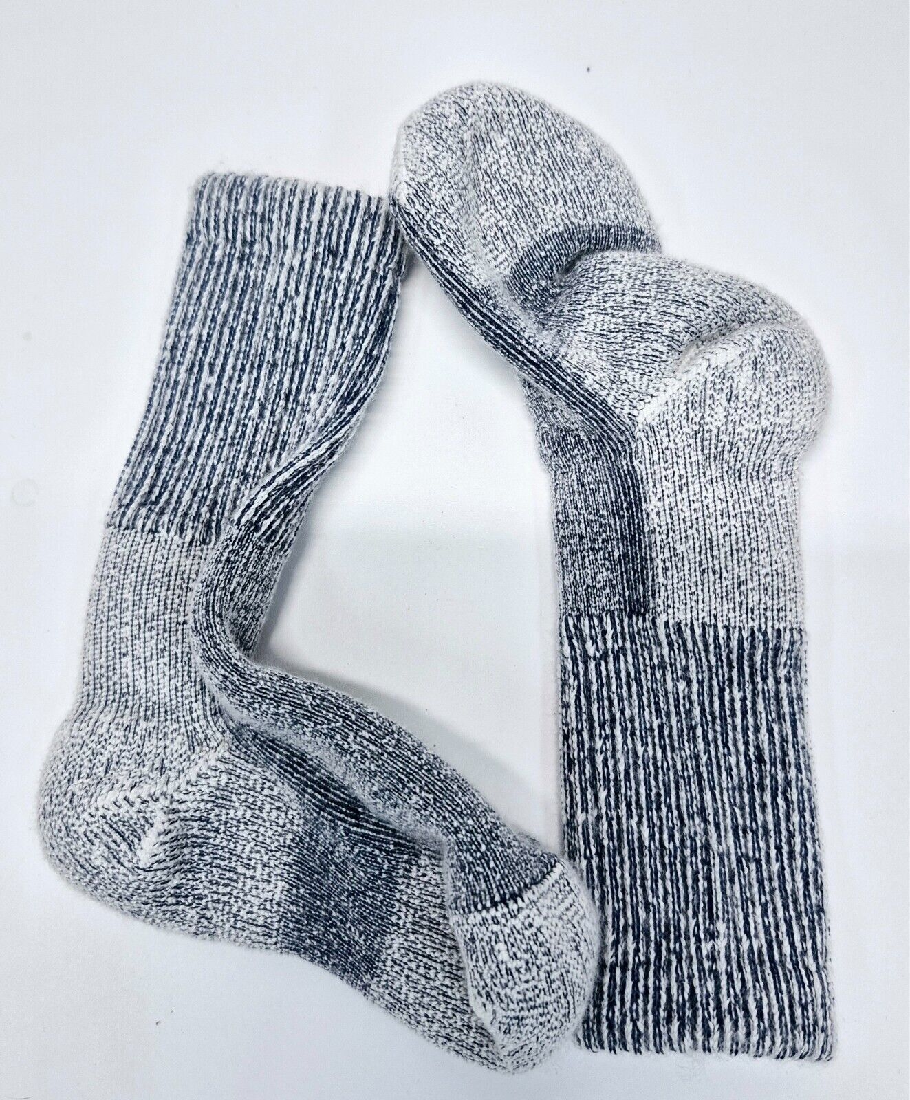 Thorlo's Kids Outdoor Thick Cushion Socks Size: 10 US Kids - Velora