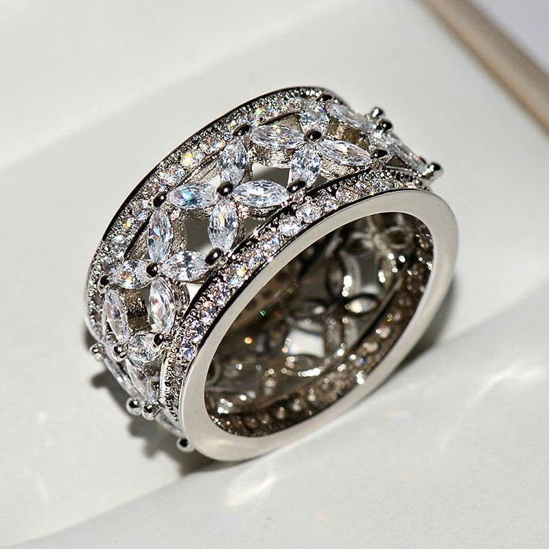 Luxury full zircon ring - Velora