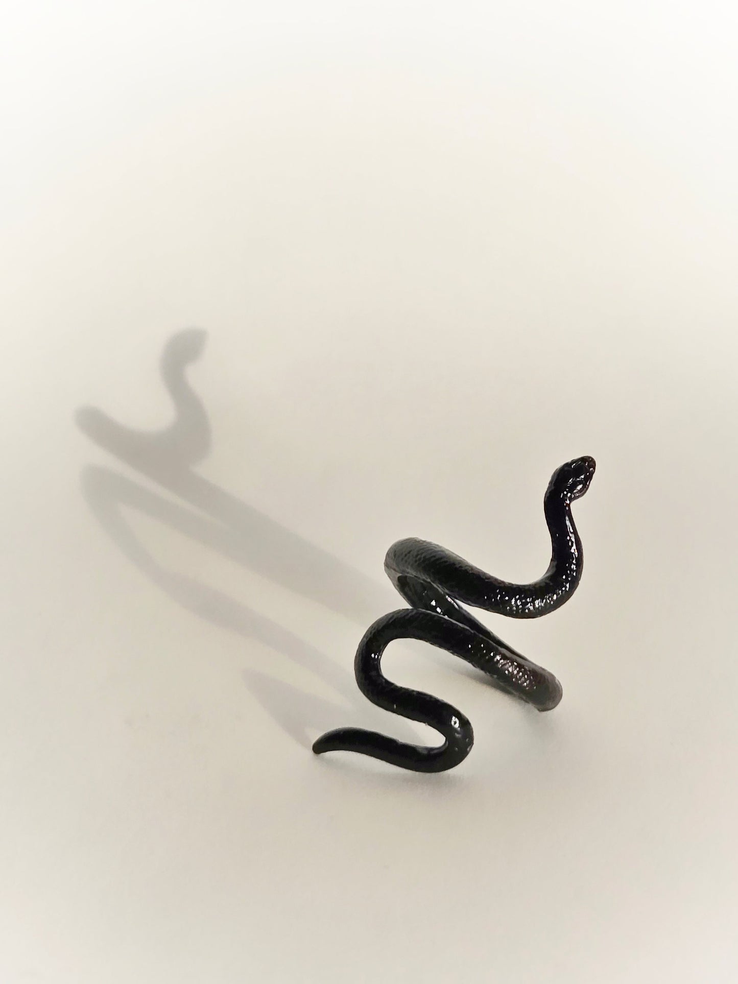 Black Snake Ring - Velora