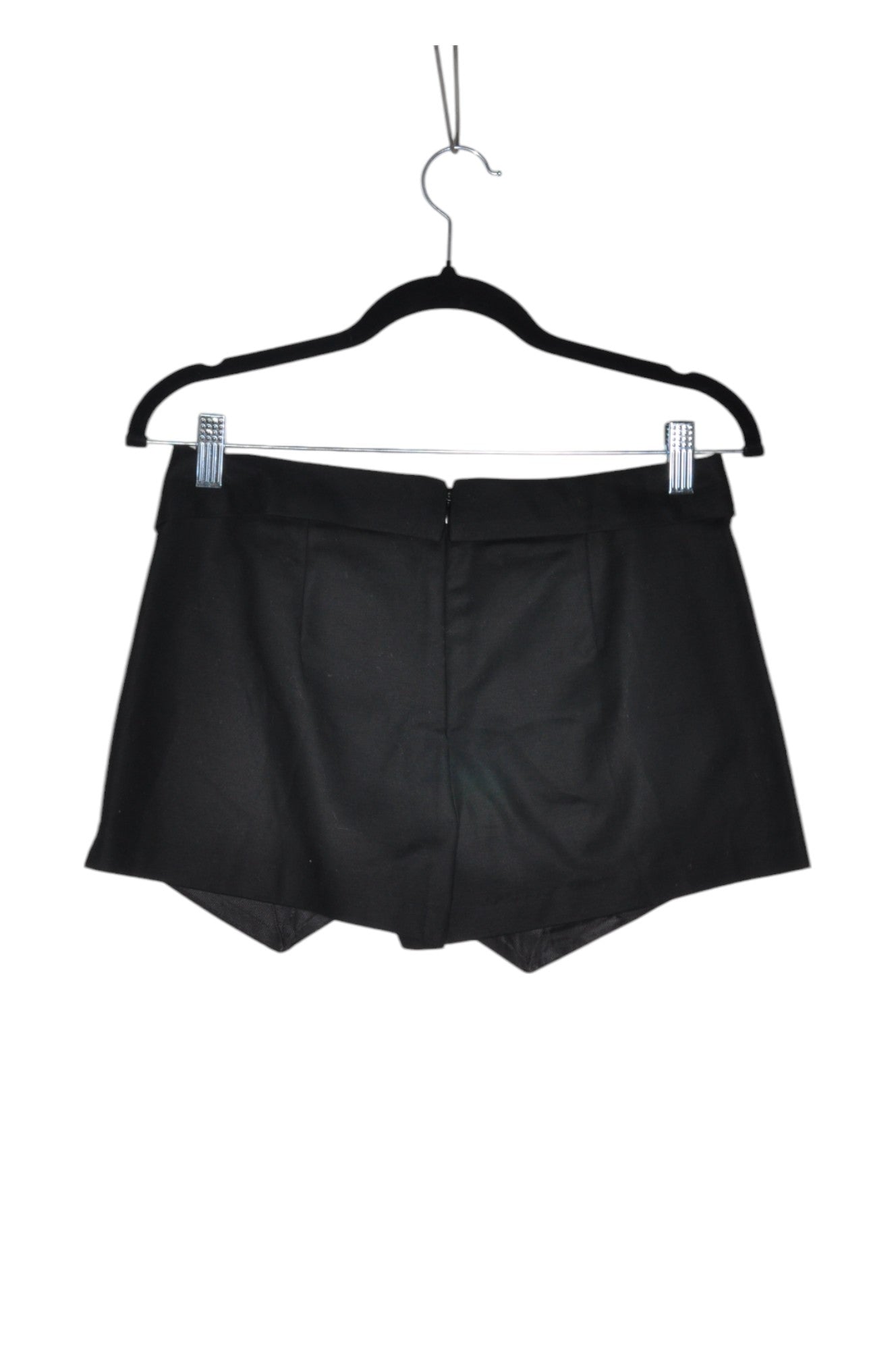 ZARA Women Activewear Shorts & Skirts Regular fit in Black - XS - Velora