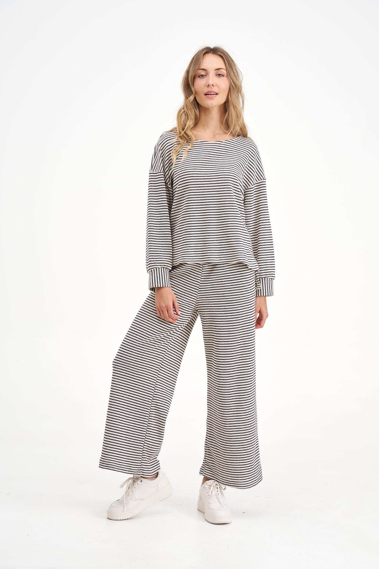 Women's Knit Sweatshirt