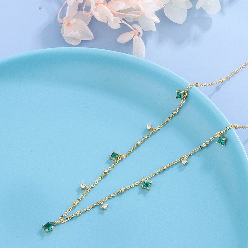 Generous water drop emerald zircon necklace - Velora