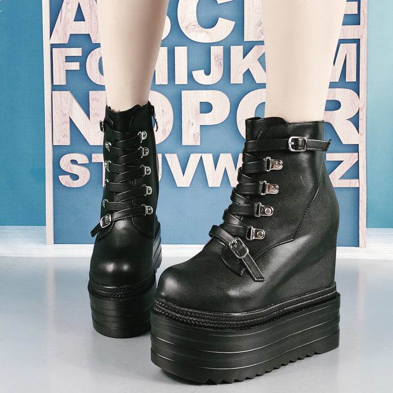 Platform muffin shoes with raised inside - Velora