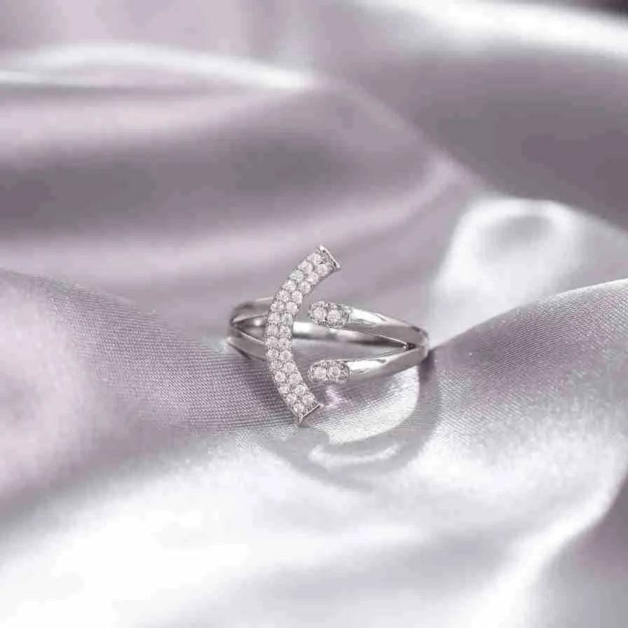 Niche Opening Adjustable Non-fading Cross Ring - Velora