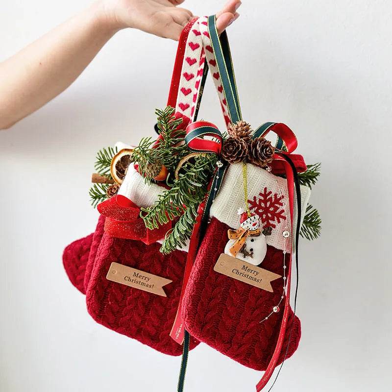 Christmas Decoration Knitted Christmas Stockings Scene Layout - Velora