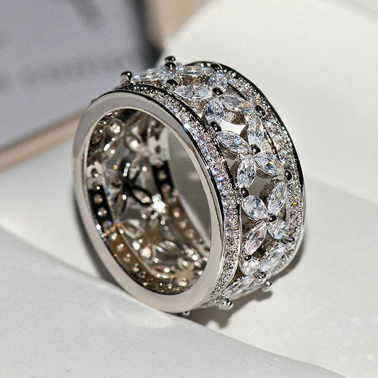 Luxury full zircon ring - Velora
