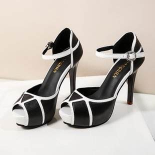 Fish mouth color matching high heels - Velora