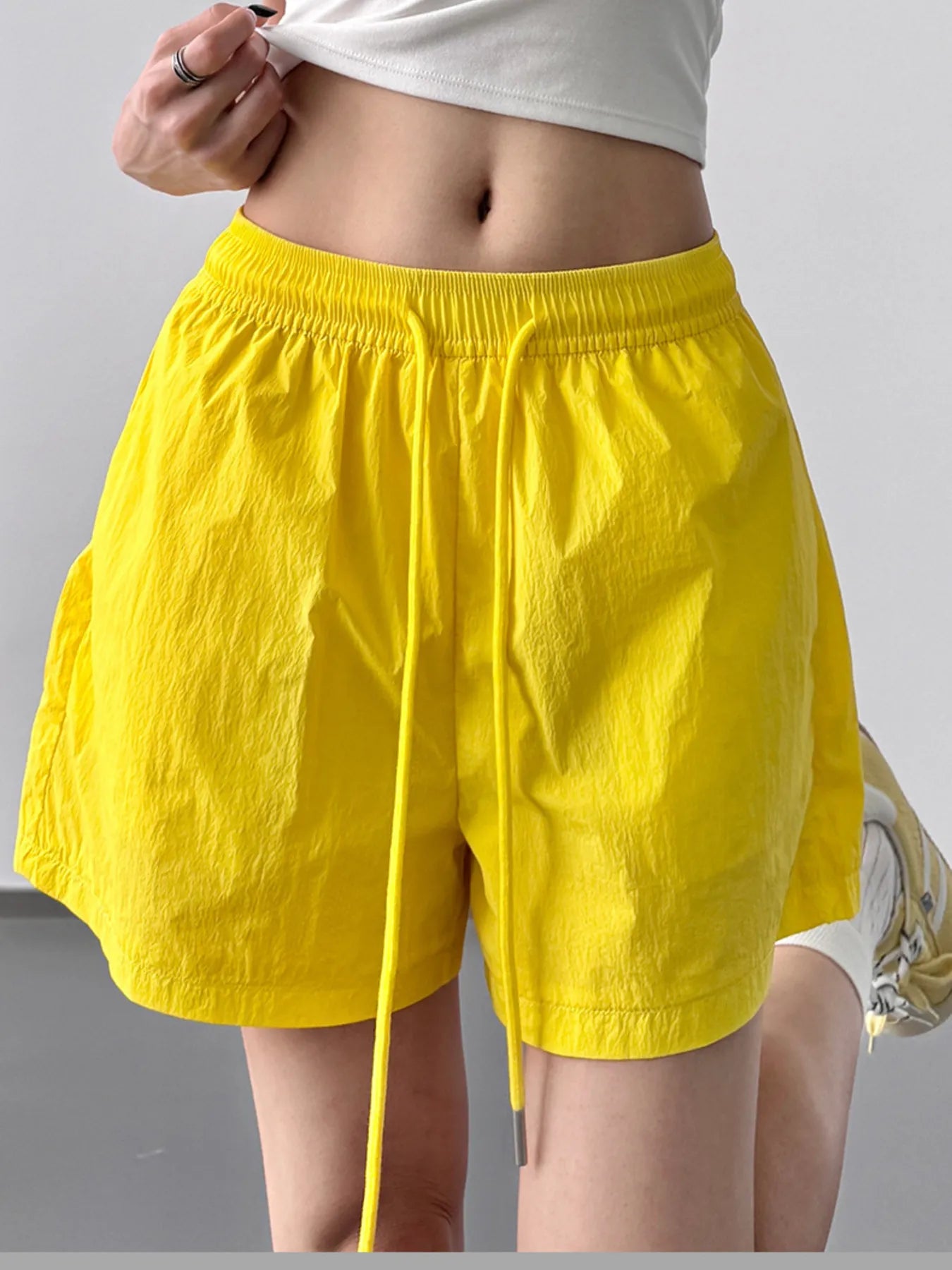 High Waisted Drawstring Shorts - Velora