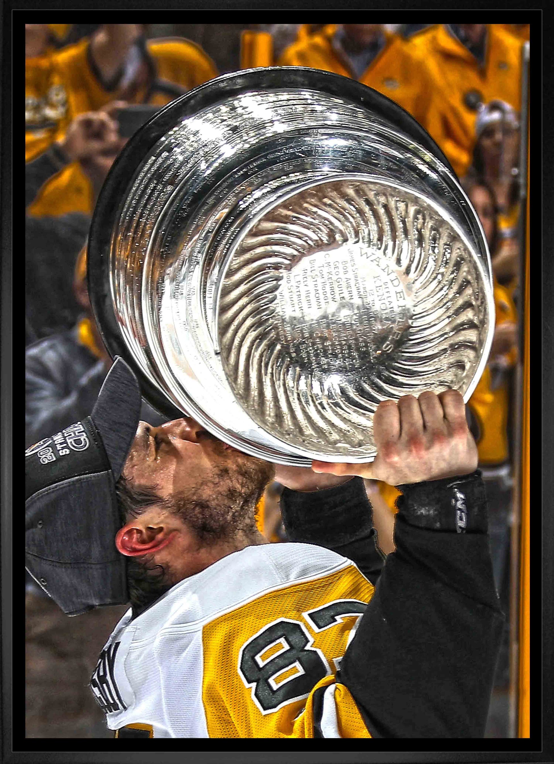 Sidney Crosby Pittsburgh Penguins Framed 20x29 Kissing Cup Canvas Frameworth Sports Marketing