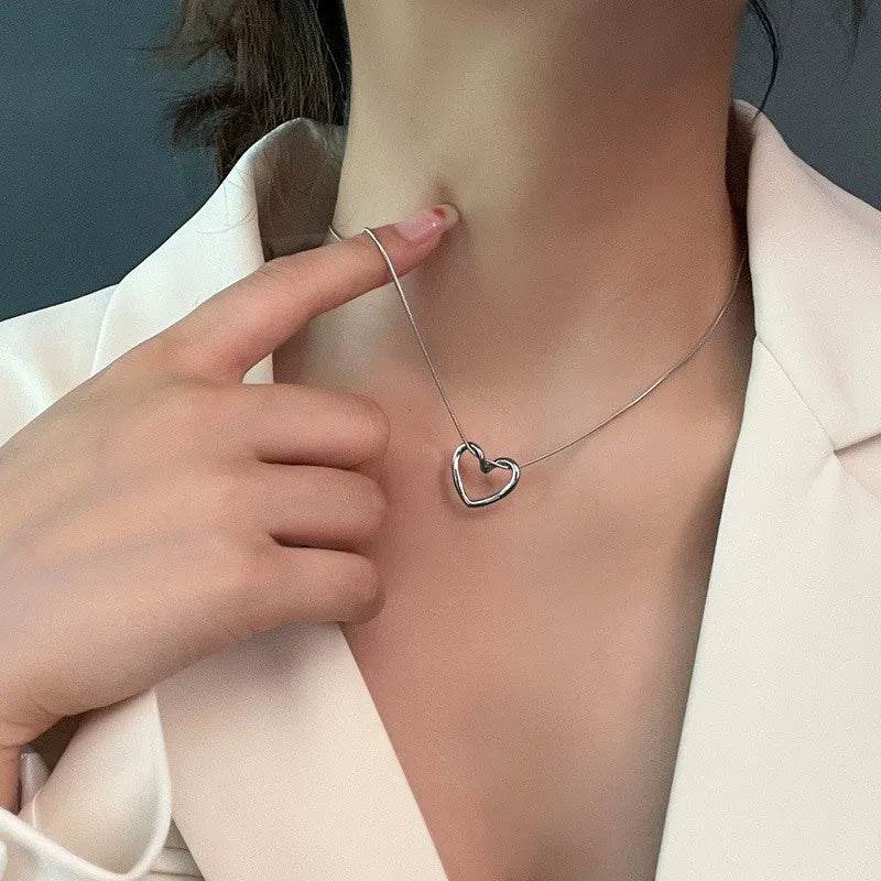 Fashion Jewelry Tainless Steel Twist Hollow Heart Pendant Necklace For Women Spicy Girls Simple Clavicle Chain Jewelry Gift - Velora