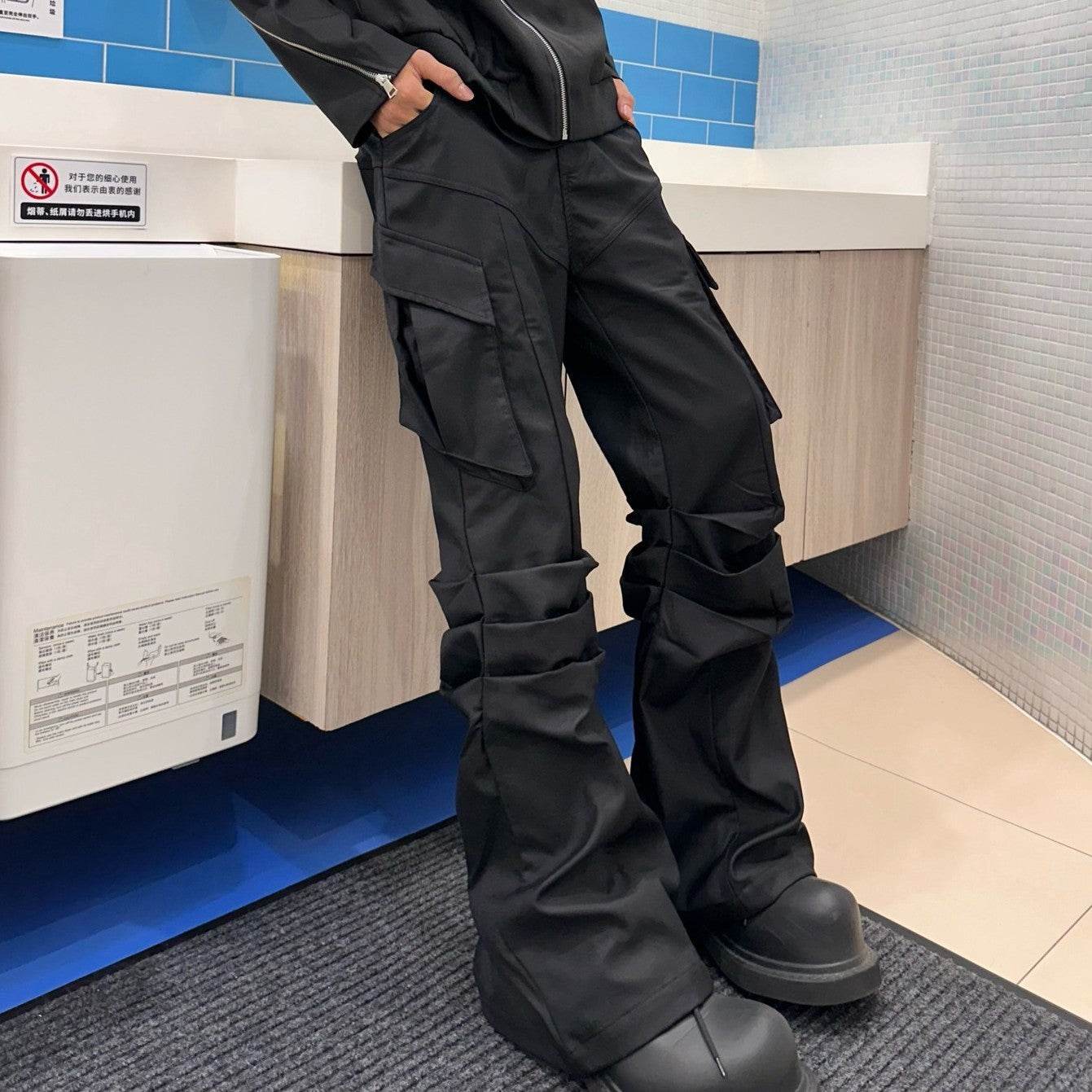 Large Pocket Pleated Black Y2K Cargo Pants Men - Velora