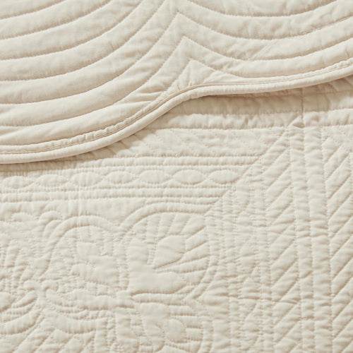 3 Piece Reversible Scalloped Edge Quilt Set Bedding Comforter set - Velora