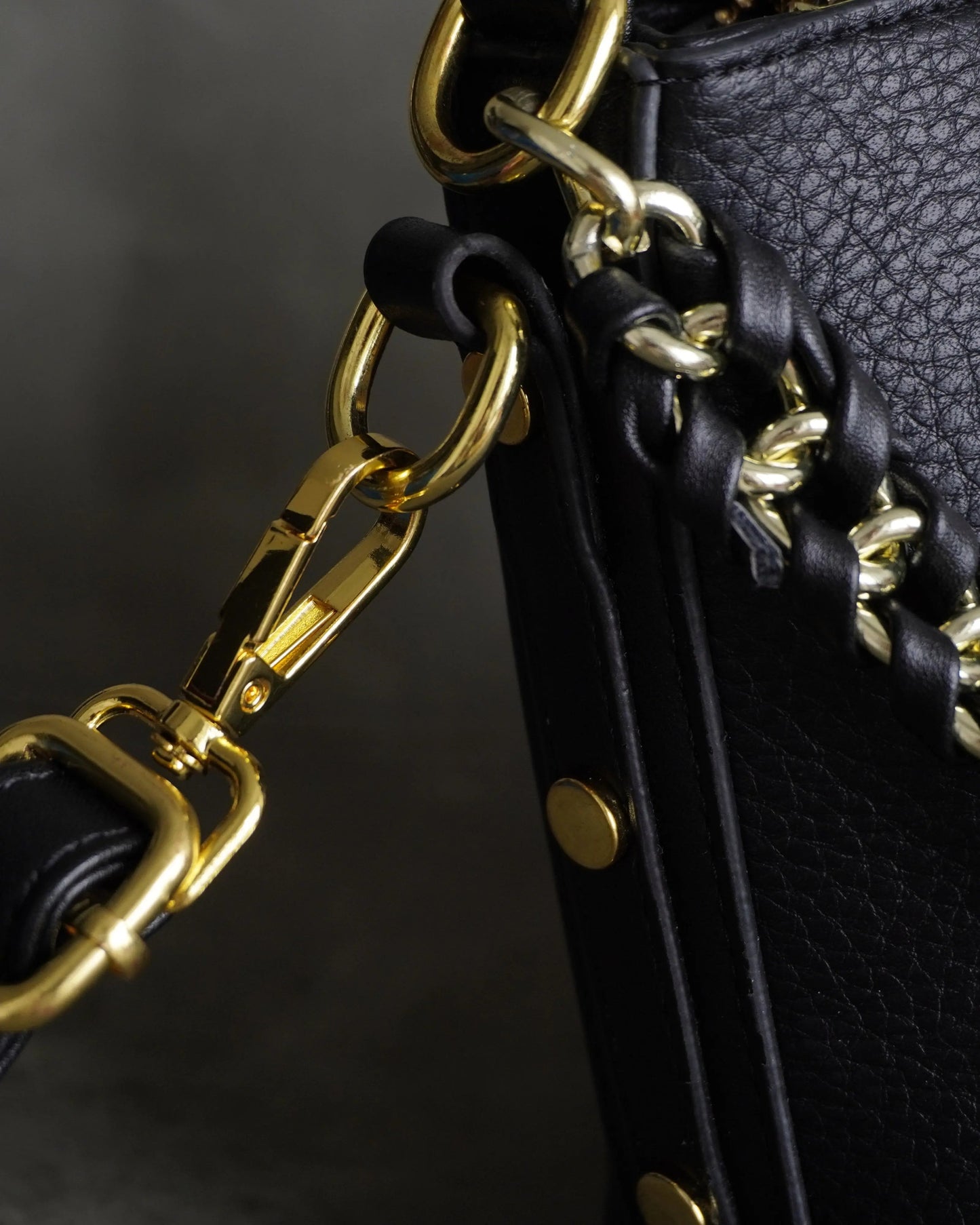 Cosmo Bag – Sophisticated Vegan Leather Crossbody - Velora