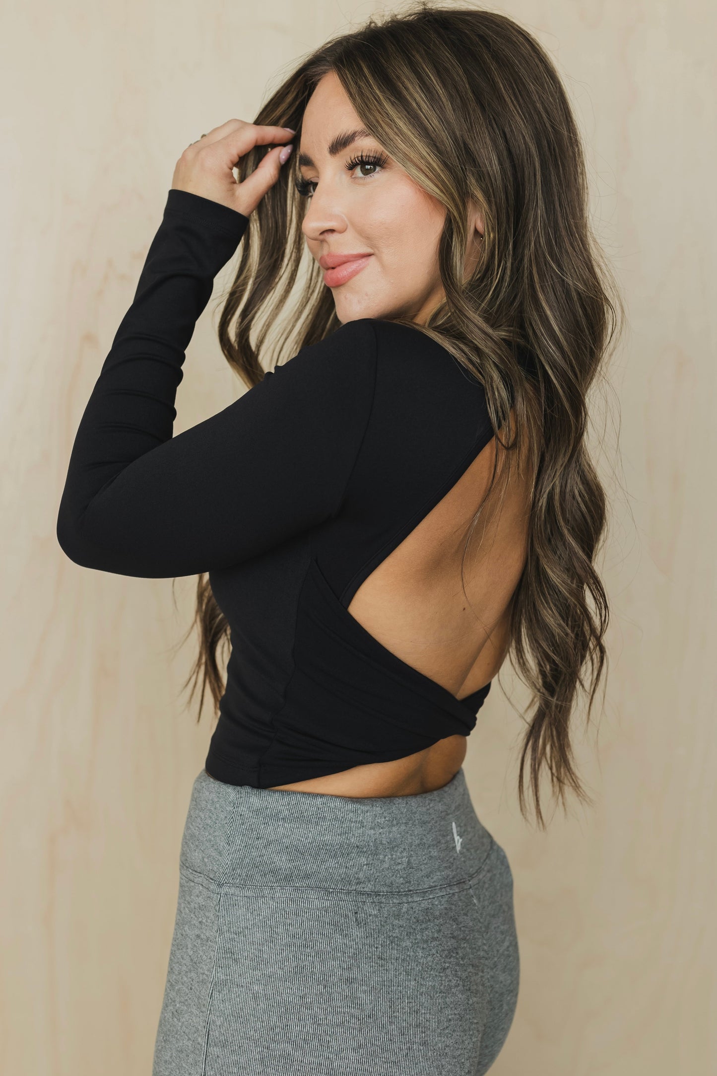 Annabelle Long Sleeve - Velora Luxury Fashion