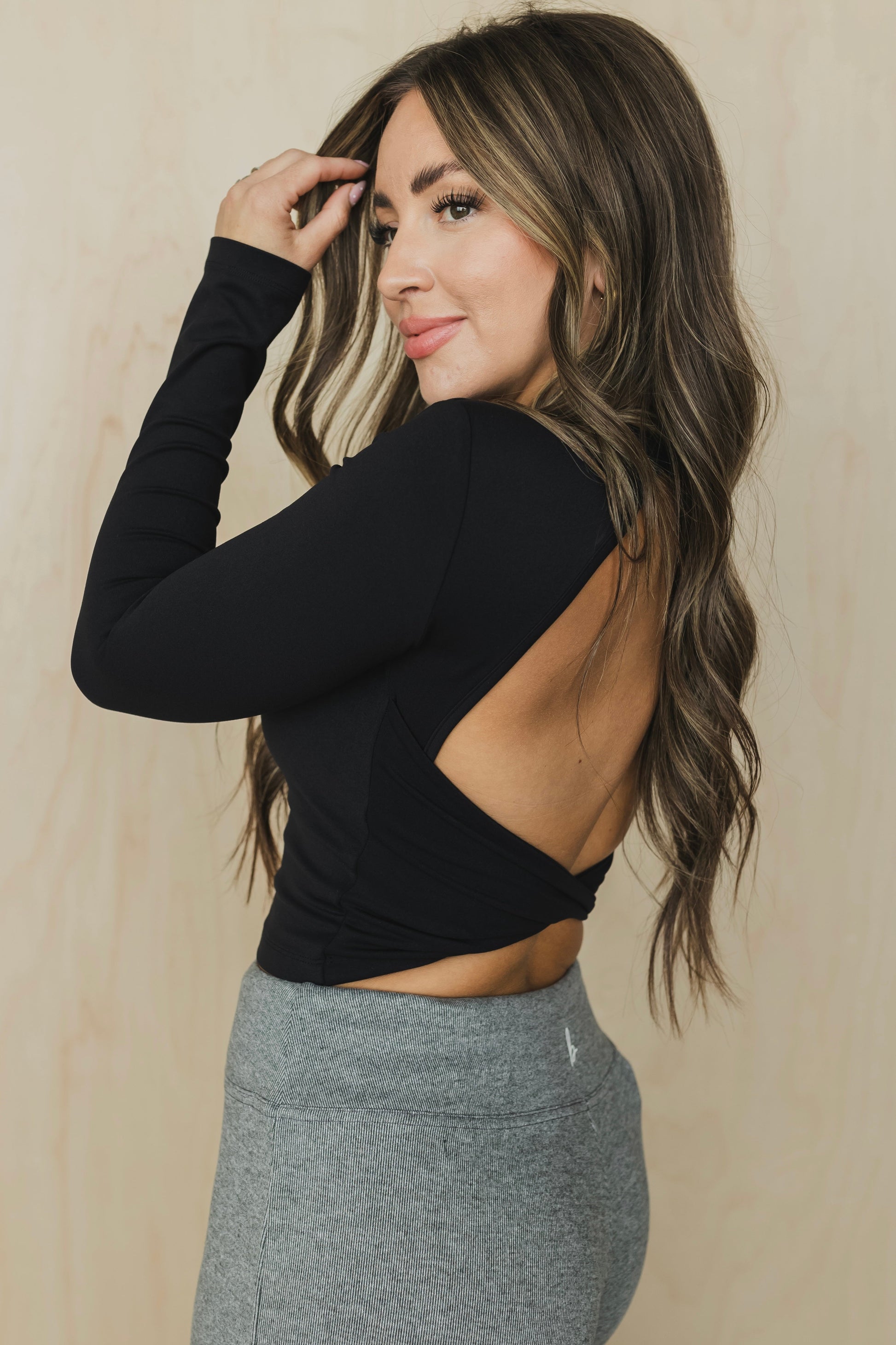 Annabelle Long Sleeve - Velora Luxury Fashion