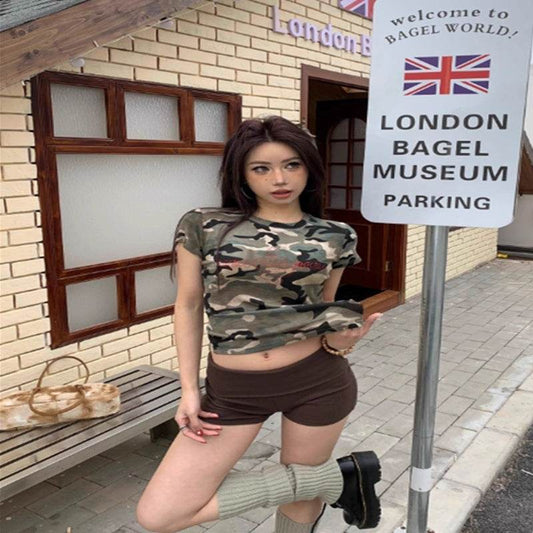 Retro Camouflage Printed Short Sleeved T-shirt For Women - Velora