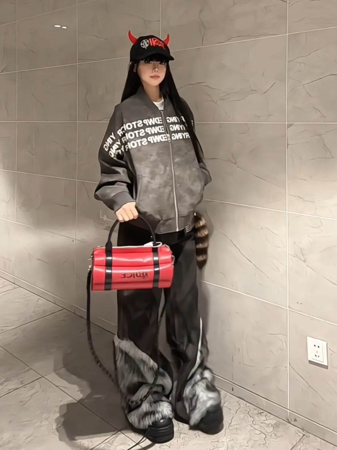 Retro Distressed Pants Leg Stitching Edging Skinny Baggy Jeans Pant For Women - Velora