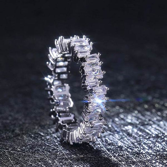 Luxury zircon ring - Velora