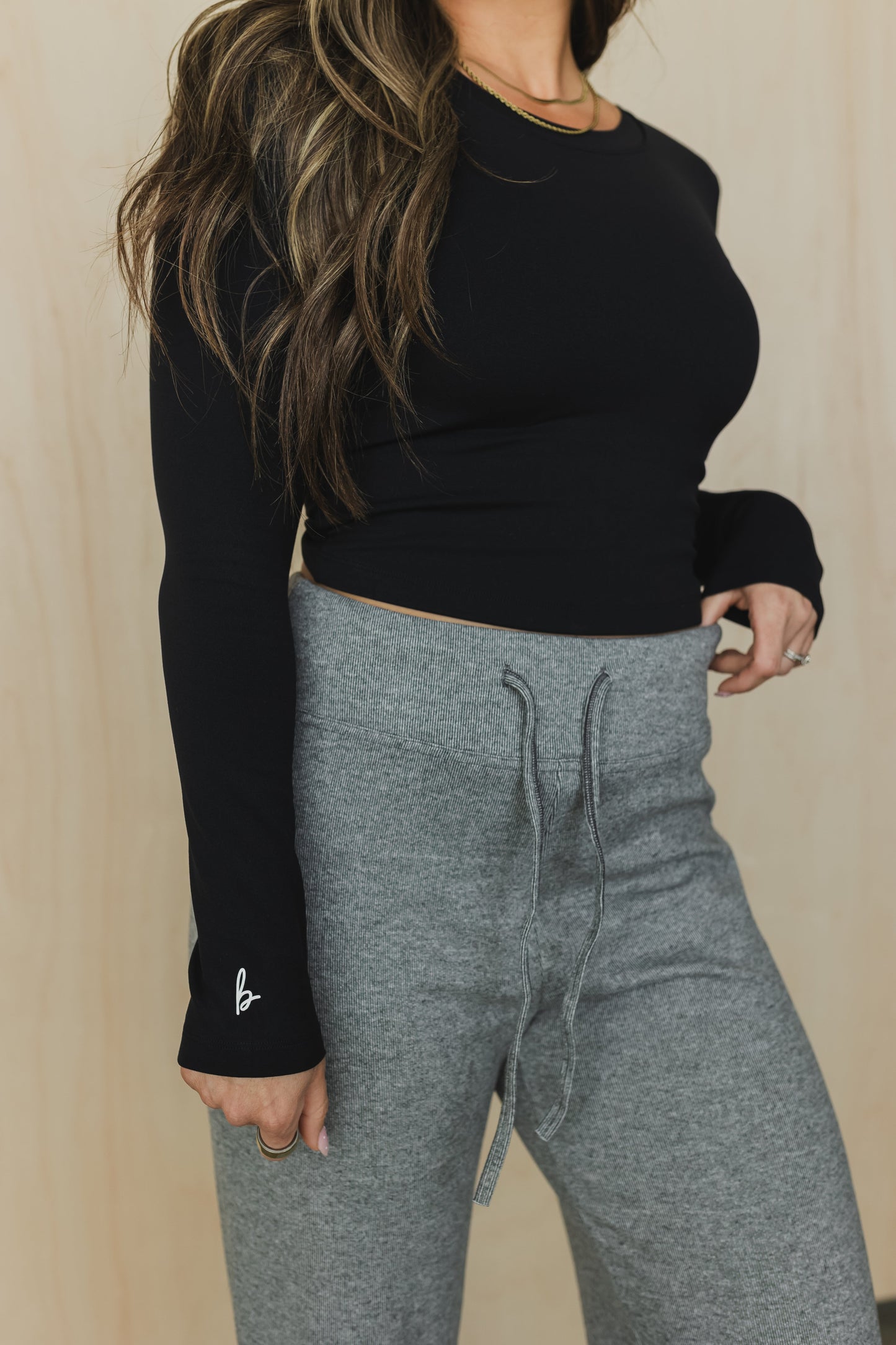 Annabelle Long Sleeve - Velora Luxury Fashion