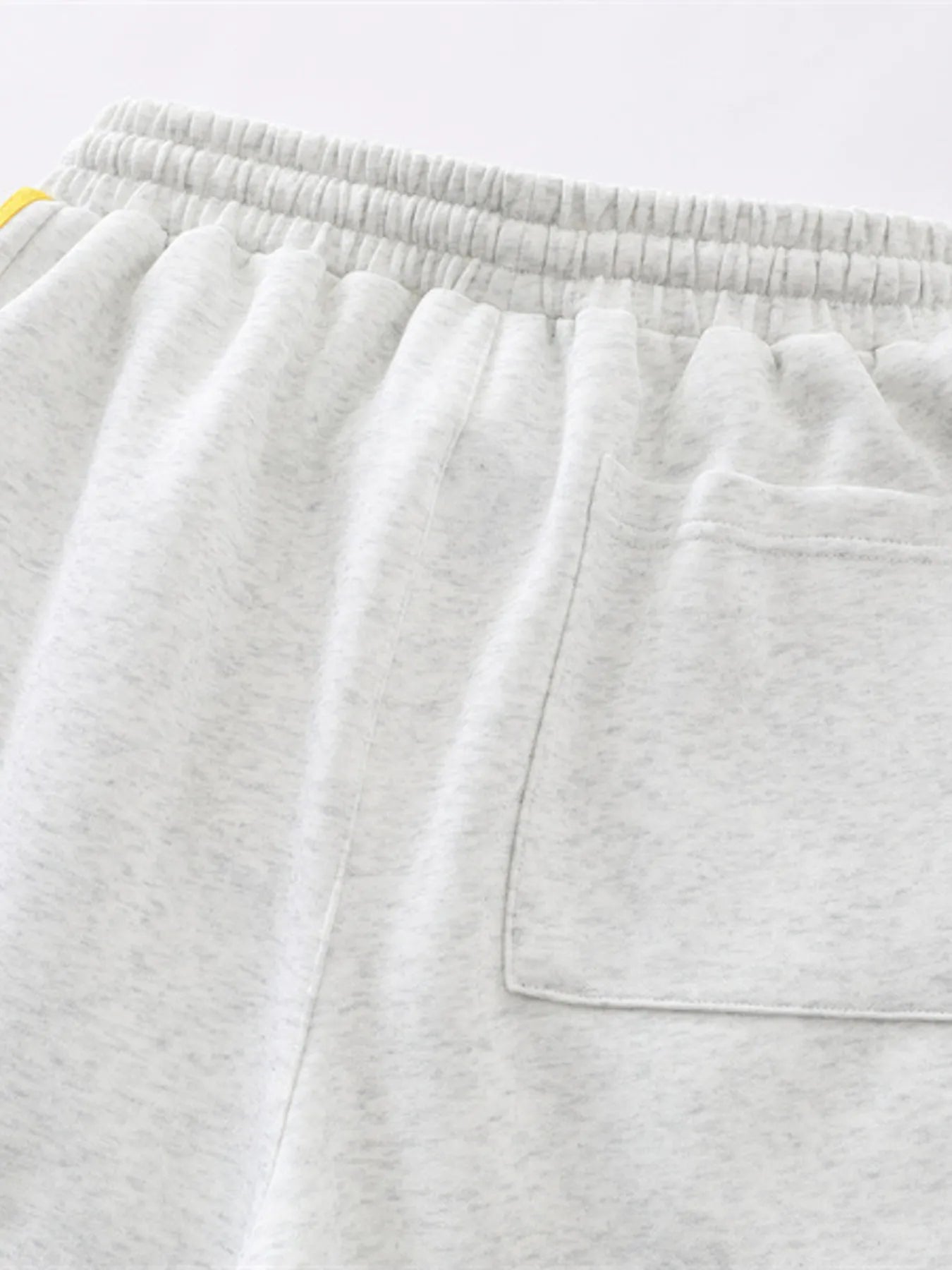 Men's Contrast Drawstring Shorts - Velora
