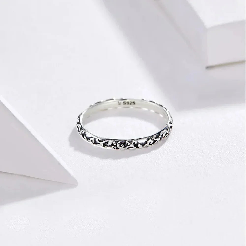 925 Sterling Silver Vintage Embossed Floral Ring - Velora Luxury Fashion