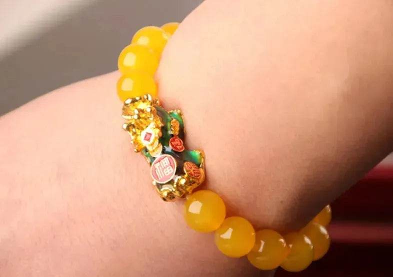 3D Gold Plated PiXiu Crystal Beaded Bracelet - Velora