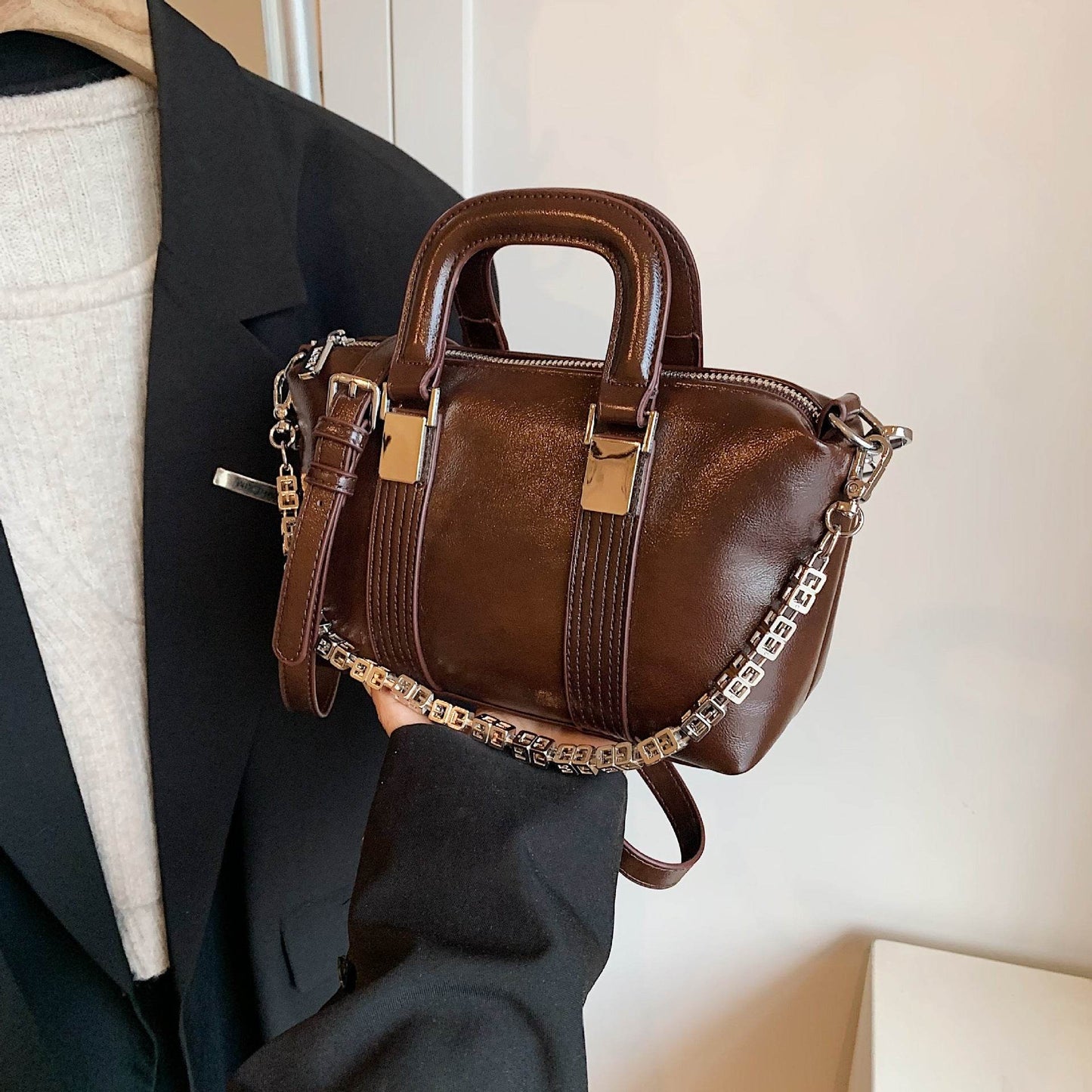 Retro Portable Bowling Bag For Women - Velora