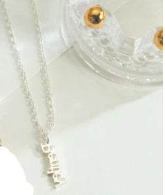 Customized Vertical Name Necklace Personalized Hang Tag Name Jewelry Gift For Mom - Velora