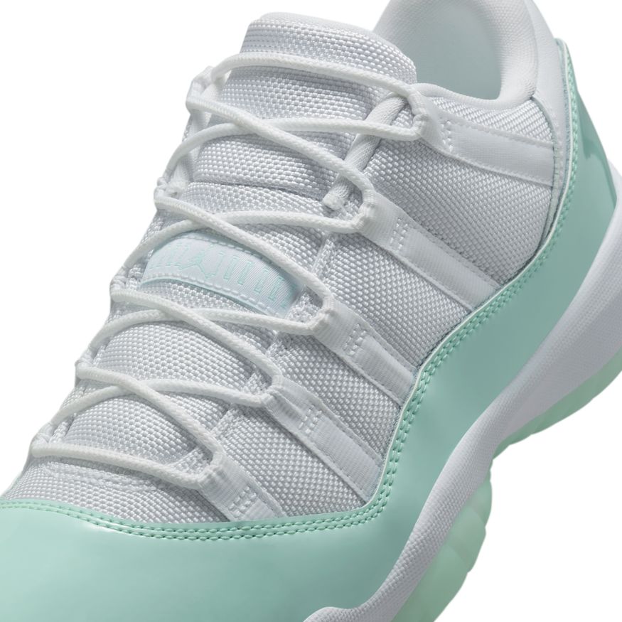 W Air Jordan 11 Retro Low "Igloo" AH7860-103 - Velora