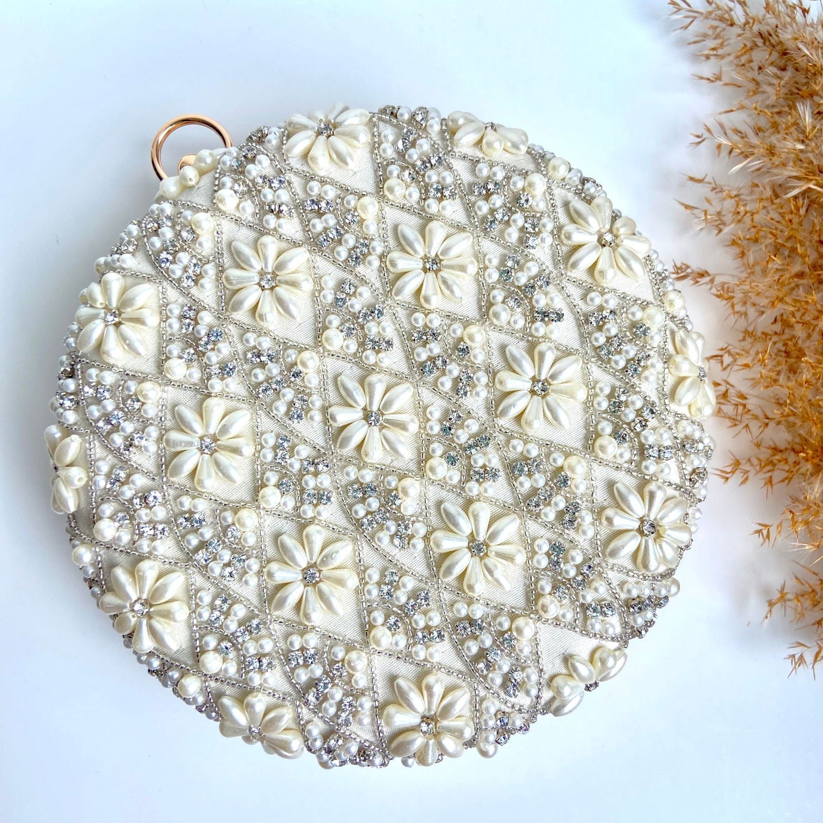 ALIA Pearl round clutch - Velora Luxury Fashion