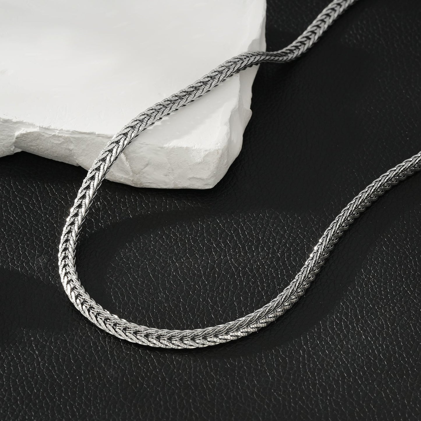ALICE Silver (White Gold): Chunky Link Chain Necklace with Ring Fastener Pendant - Velora Luxury Fashion