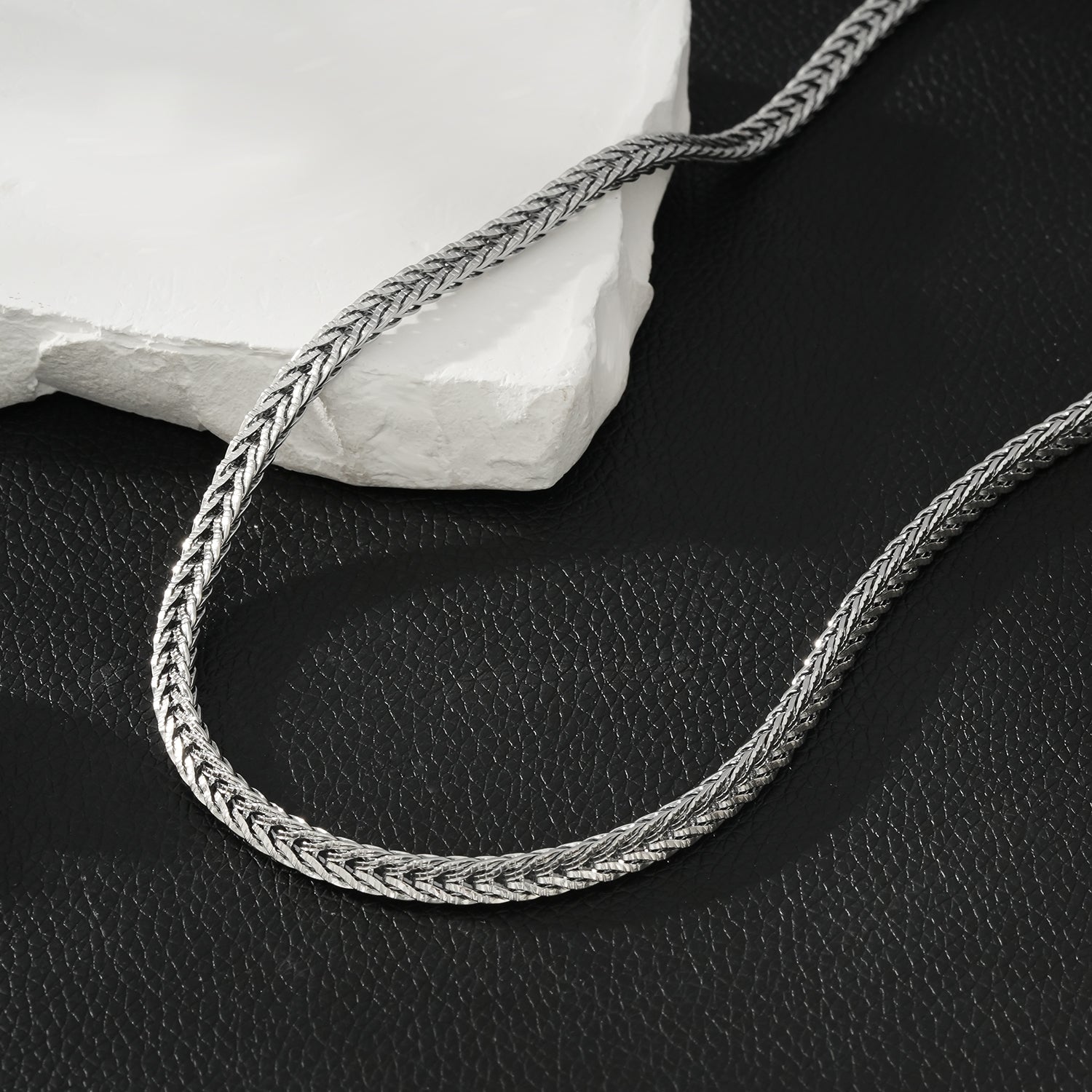 ALICE Silver (White Gold): Chunky Link Chain Necklace with Ring Fastener Pendant - Velora Luxury Fashion