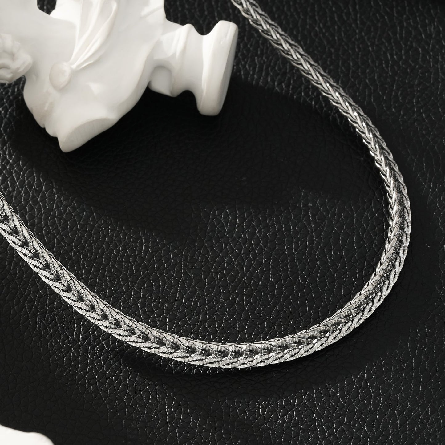 ALICE Silver (White Gold): Chunky Link Chain Necklace with Ring Fastener Pendant - Velora Luxury Fashion