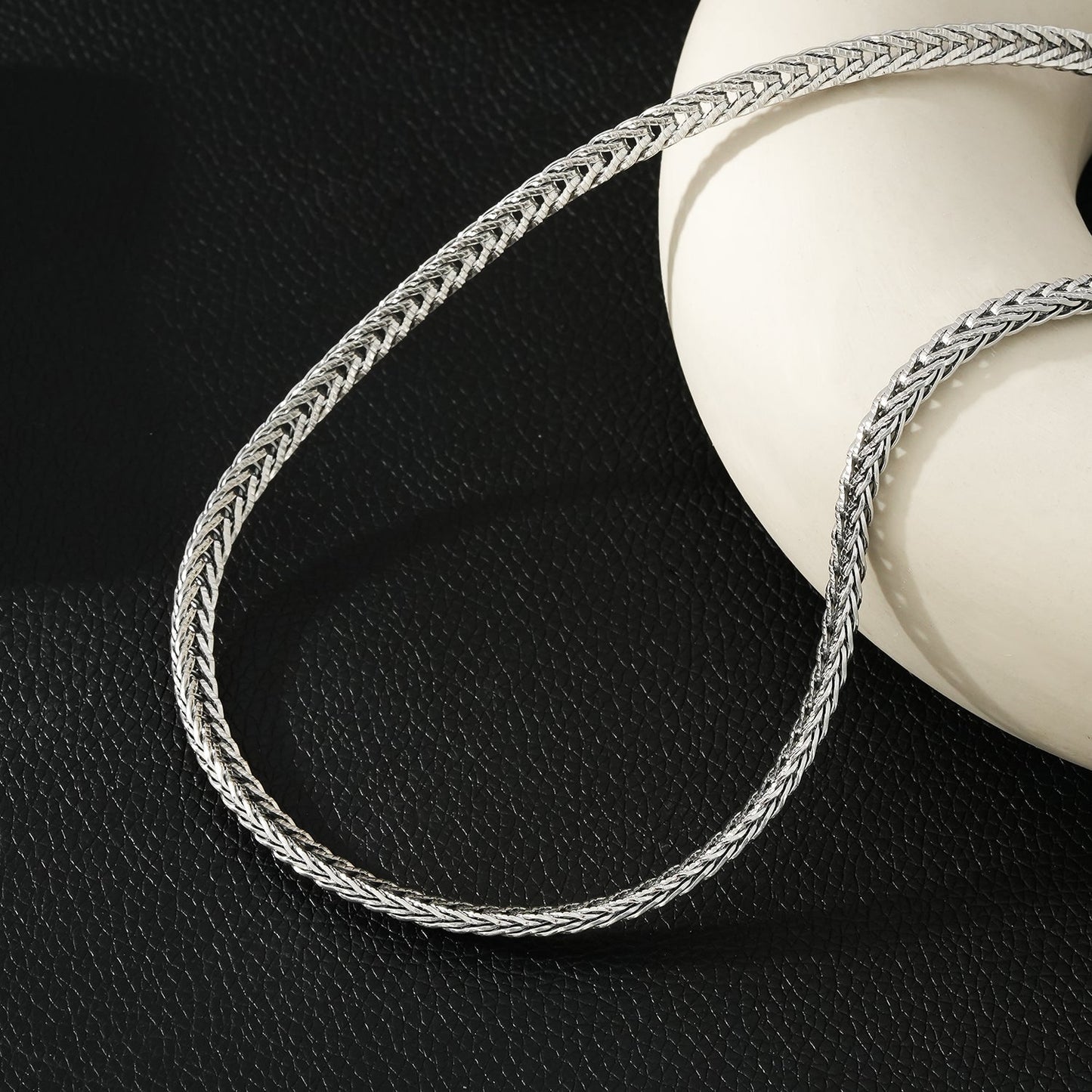 ALICE Silver (White Gold): Chunky Link Chain Necklace with Ring Fastener Pendant - Velora Luxury Fashion