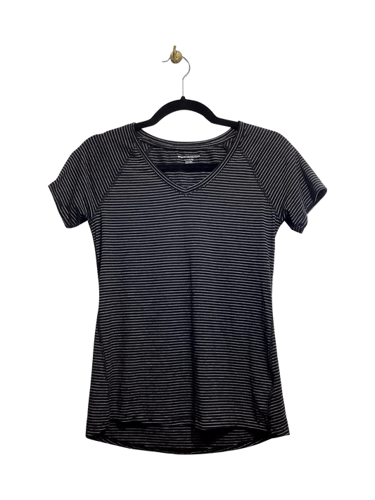 AMAZON ESSENTIALS Regular fit T-shirt in Black - S - Velora