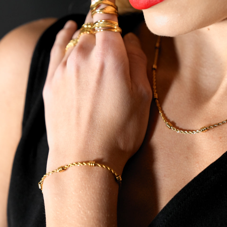AMIENS Gold: Beaded Rope Chain Bracelet - Velora Luxury Fashion