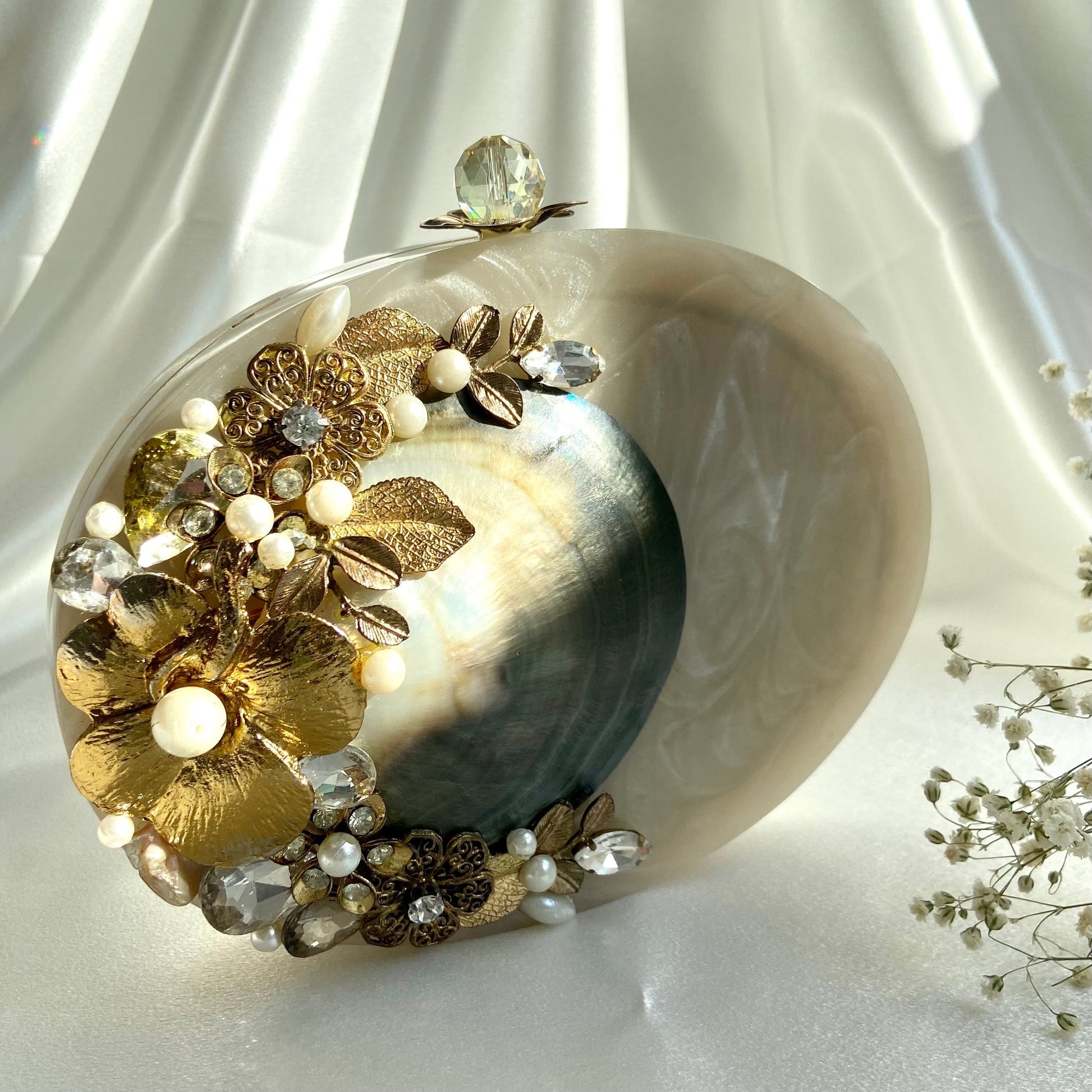 ARIEL Clutch - Velora Luxury Fashion