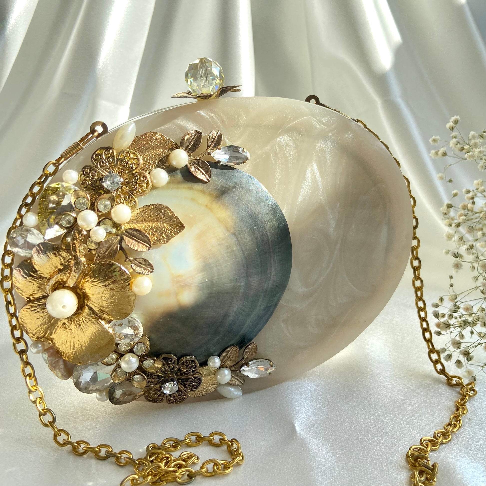 ARIEL Clutch - Velora Luxury Fashion