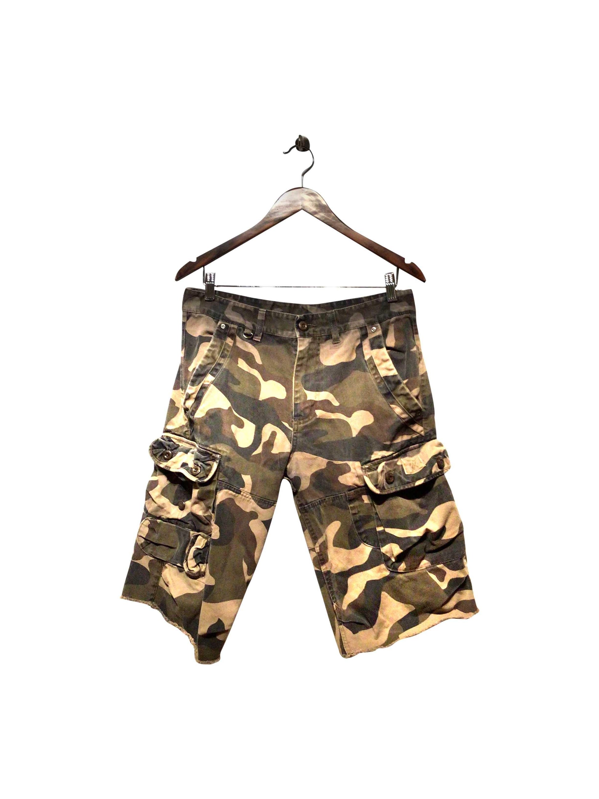 ARMANI Regular fit Pant Shorts in Green - 30 - Velora