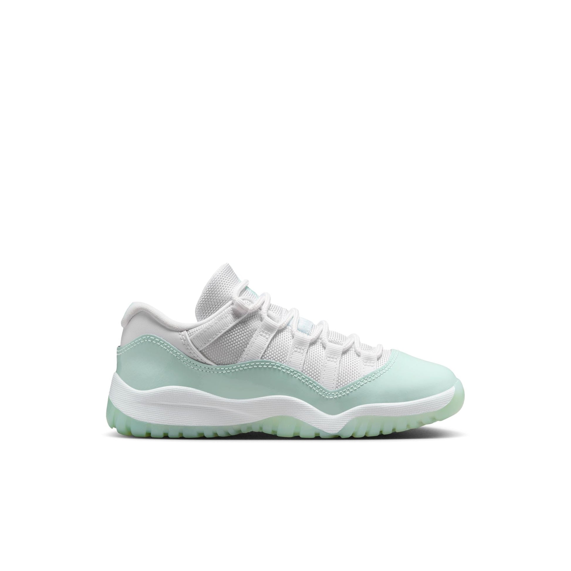 Y Jordan 11 Retro Low "Igloo" 580522-103 - Velora