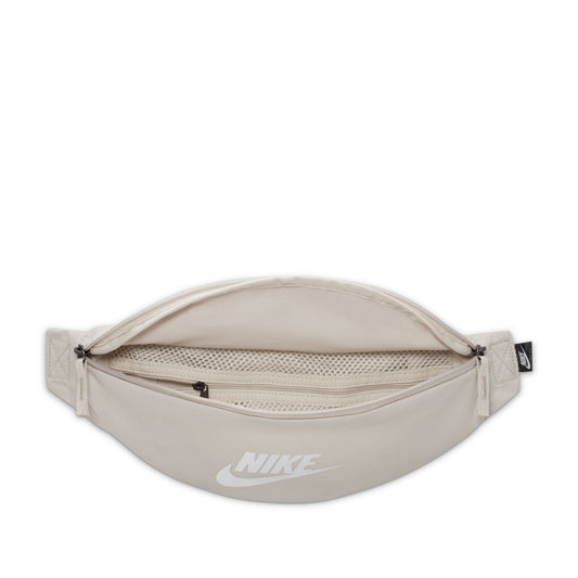 Nike Heritage DB0490-104 - Velora