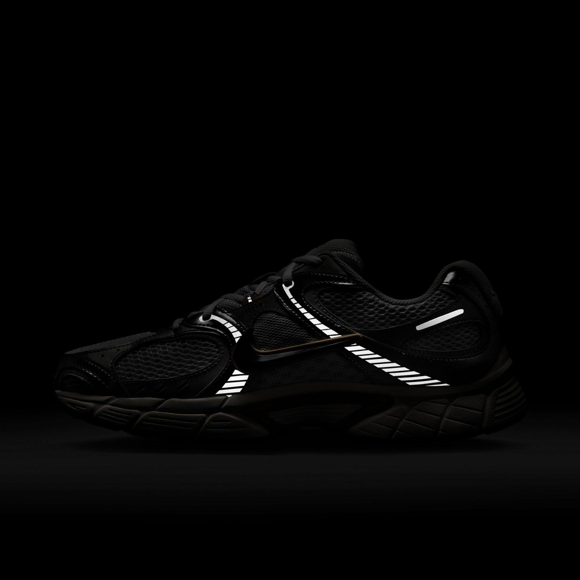 M Nike V5 RNR HJ5228-102 - Velora