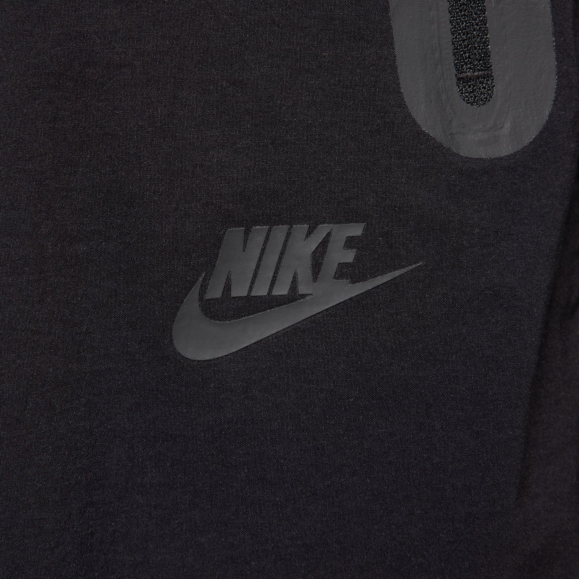 M Nike Tech HM7158-010 - Velora