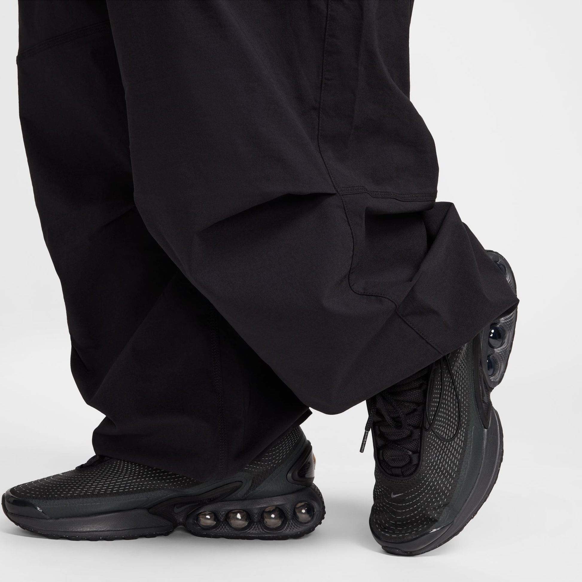 M Nike Tech HM7158-010 - Velora