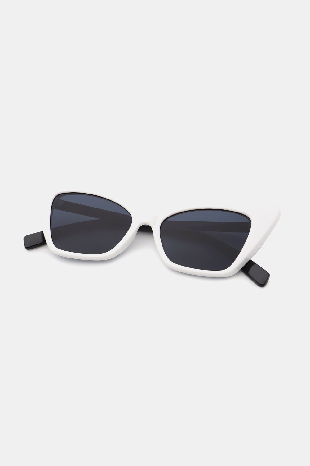 Acetate Lens Cat Eye Sunglasses - Velora