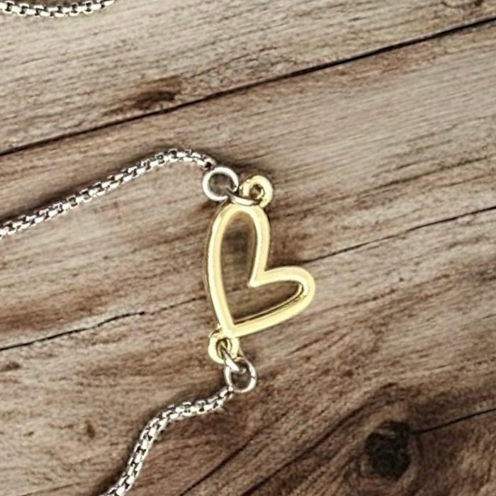 Adjustable Bracelet - Open Heart - Velora Luxury Fashion