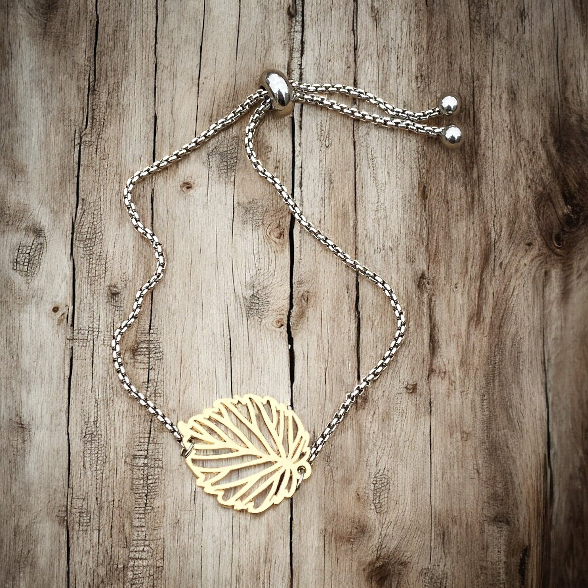Adjustable Bracelet - Simple Leaf - Velora Luxury Fashion