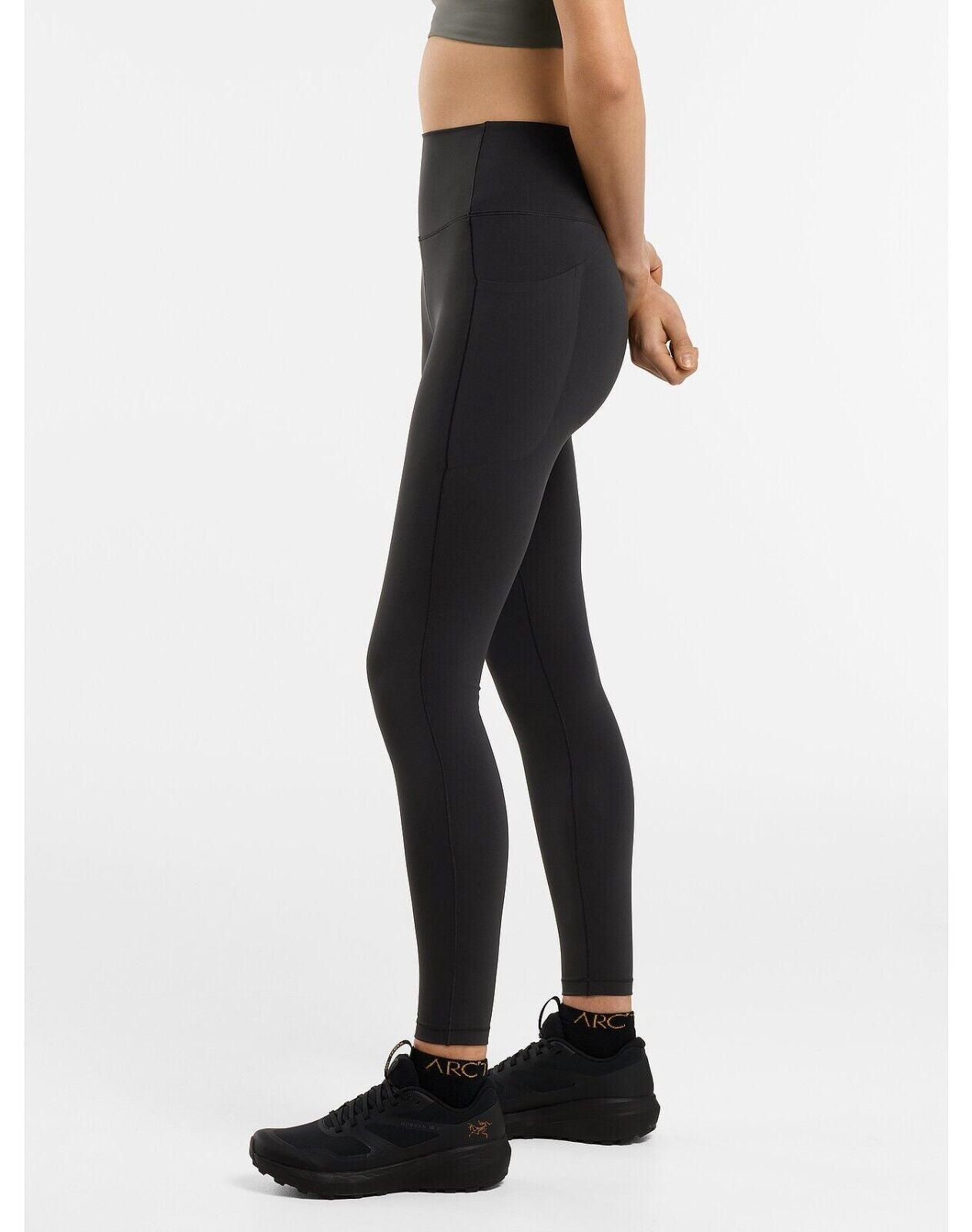 Arcteryx Women's Essent High-Rise Leggings 26", Size 10 - Velora Luxury Fashion